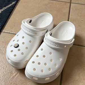 Size 10 platform crocs